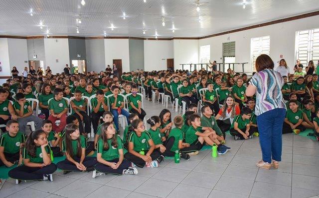 Jaguariaíva promove cidadania e arrecadação tributária nas escolas