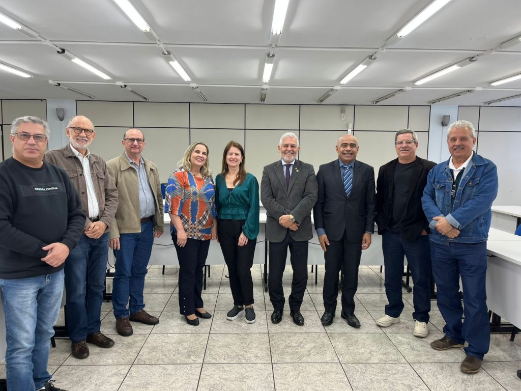 Avaliadores do PGP-PR realizam reunião de feedback sobre 13ª edição e planejam novidades para 2026