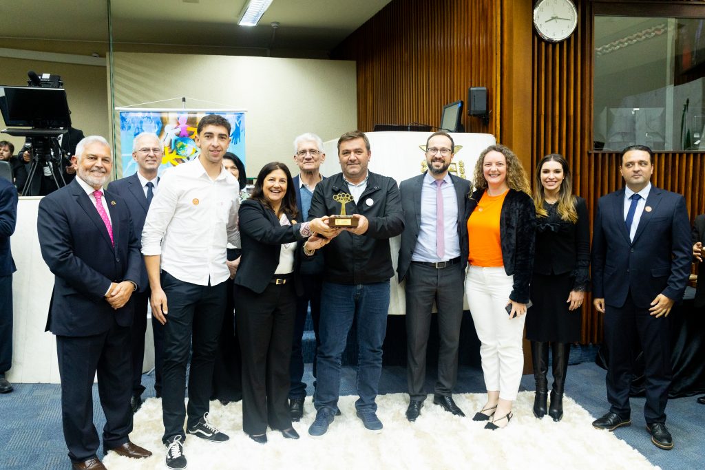 O Caminho de São Miguel Arcanjo é uma rota religiosa de 120 quilômetros, que conta com 24 localidades...