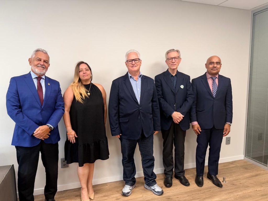 Parceria com o MPC-PR é renovada para a 14ª edição do Prêmio Gestor Público Paraná